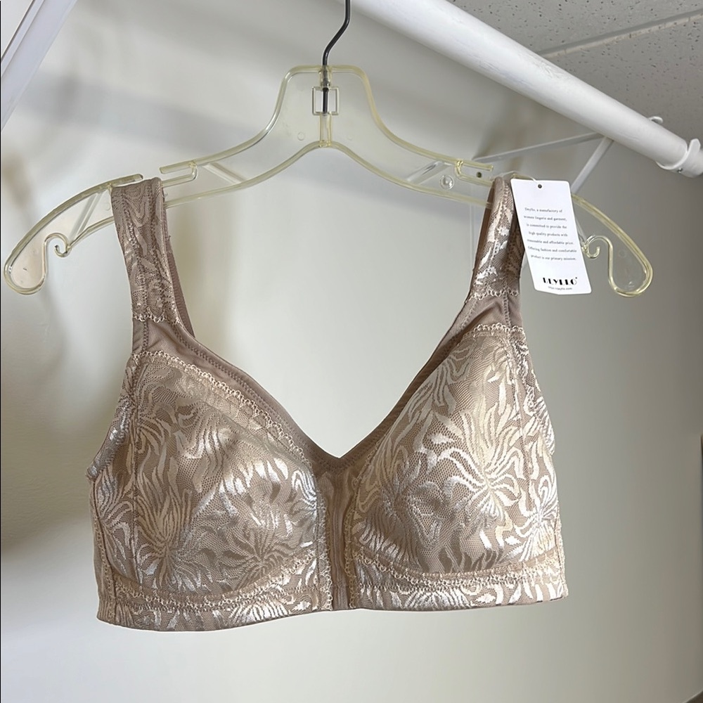 NWT Amazon Beige Lace Bra- 36D